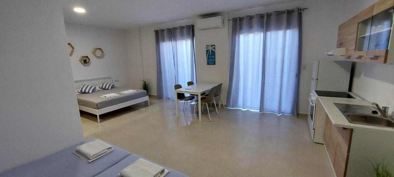 Telhinis Hotel & Apartments Faliraki Ngoại thất bức ảnh