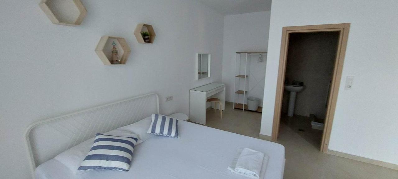 Telhinis Hotel & Apartments Faliraki Ngoại thất bức ảnh